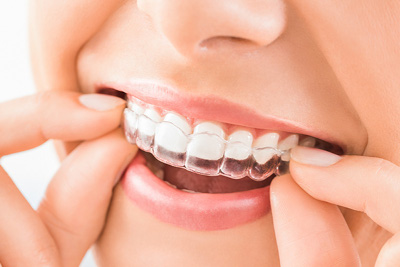 The Connection Between Oral Health and Mental Well-Being The Connection Between Oral Health and Mental Well-Being